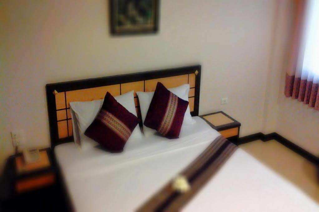 Ariya Inn Chiangrai Chiang Rai Exteriör bild